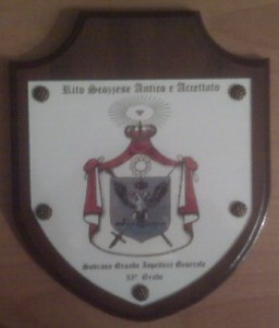 crest33